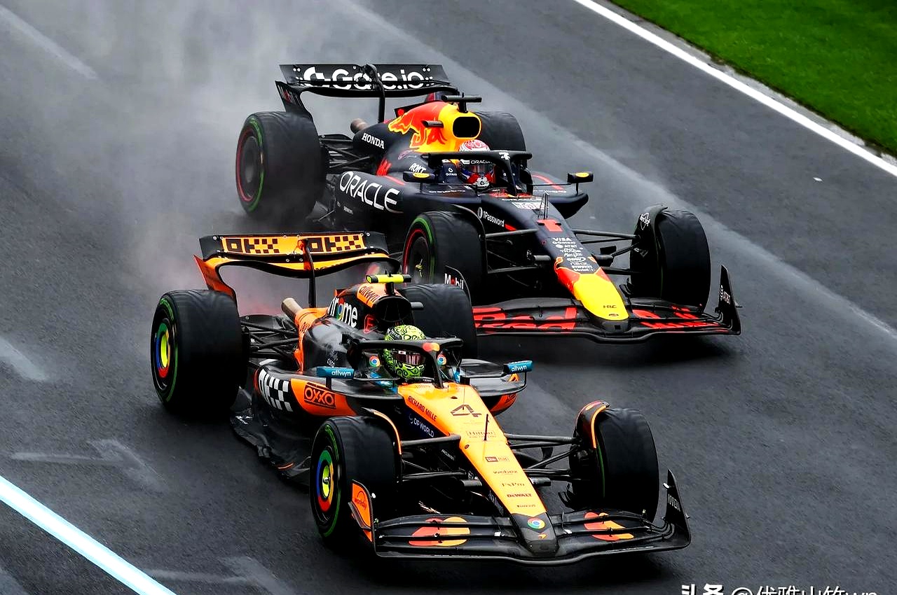 迈凯伦完胜威廉姆斯，诺里斯扛起全队