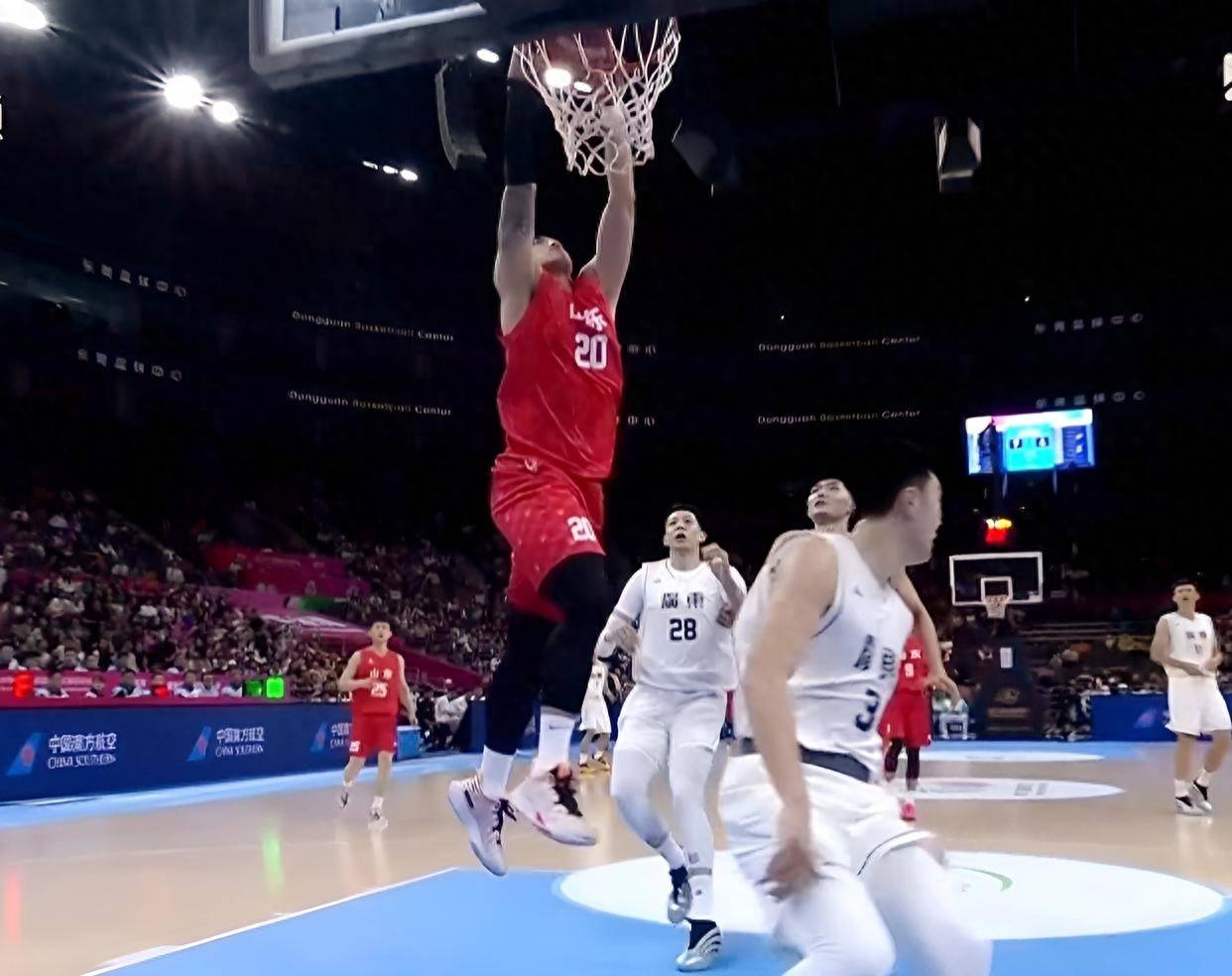 浙江队力克江苏队，陶汉林高光表现