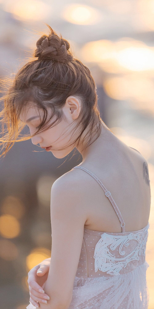 开云体育官网-绿茵场上的姆巴佩命题，当英德战火映照法兰西利刃的寒光