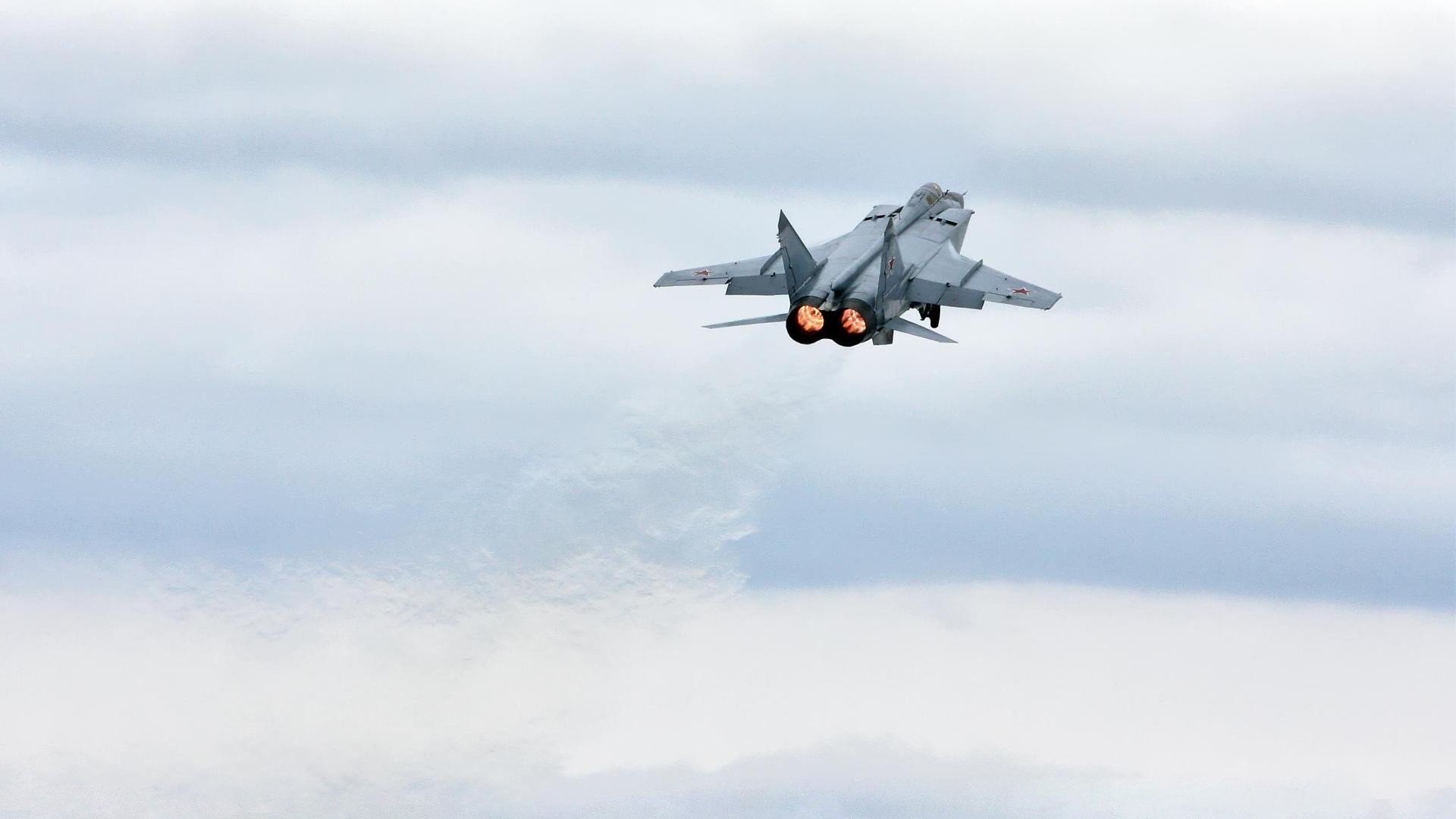 当魔术防守遇上利拉德时刻，辽宁队的锁链如何被一刀斩断？