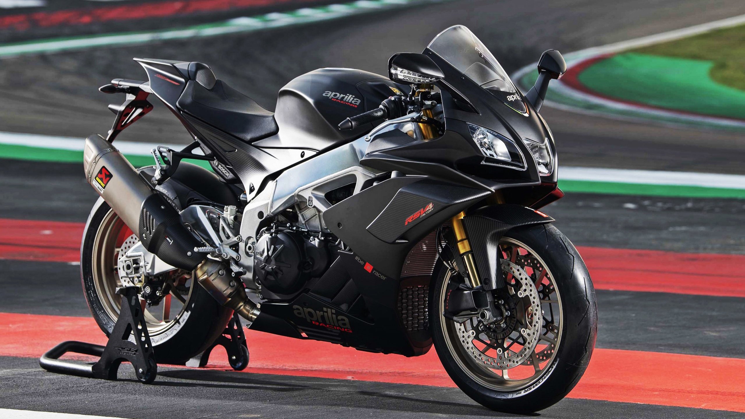 开云体育-跨体育的辉煌，乌克兰击溃那不勒斯与罗德里戈东决接管之战