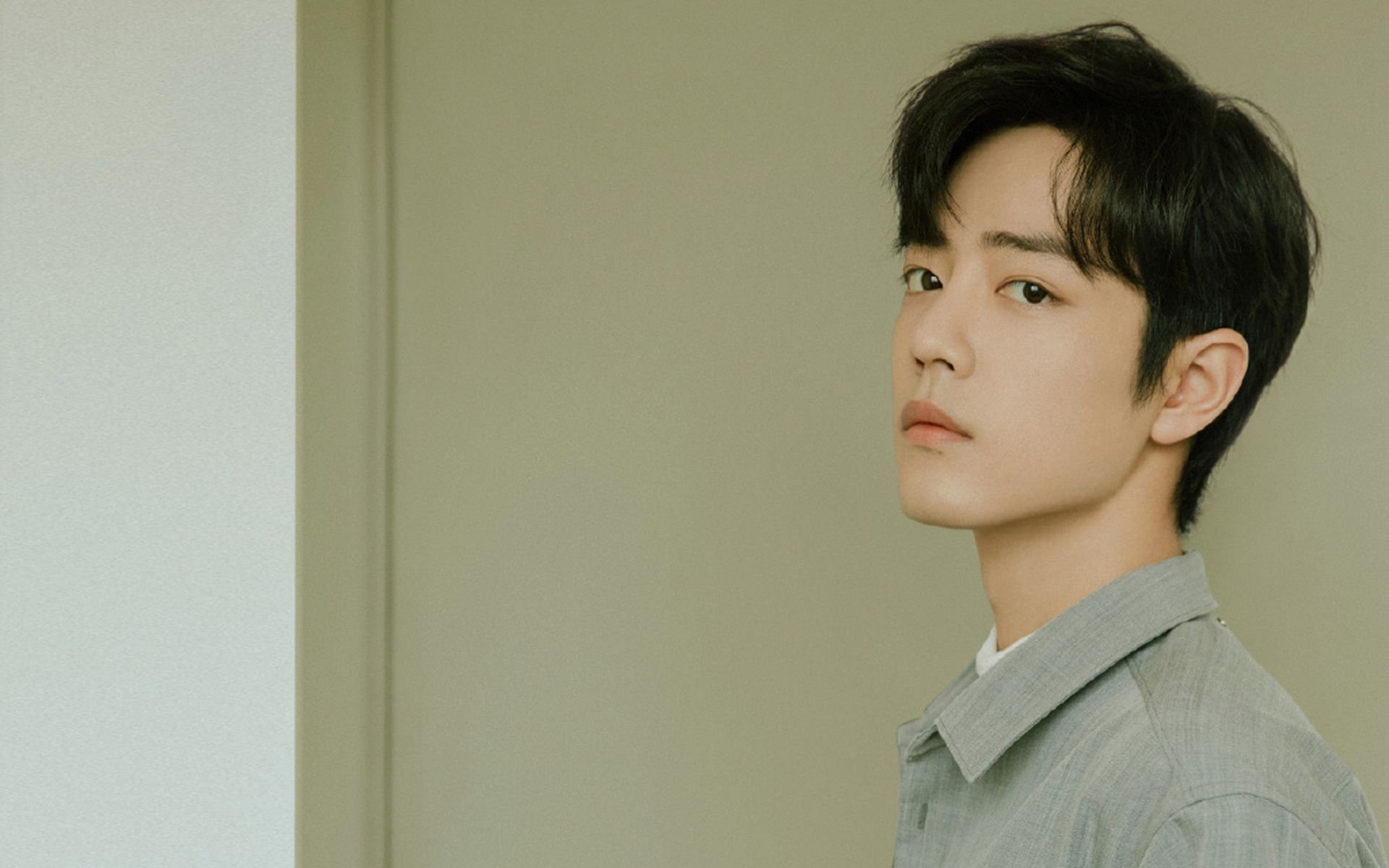 你给出的关键词组合非常有趣—它像一句诗，将国家、俱乐部和个体奇妙地交织在一起。让我为你展开这幅画卷