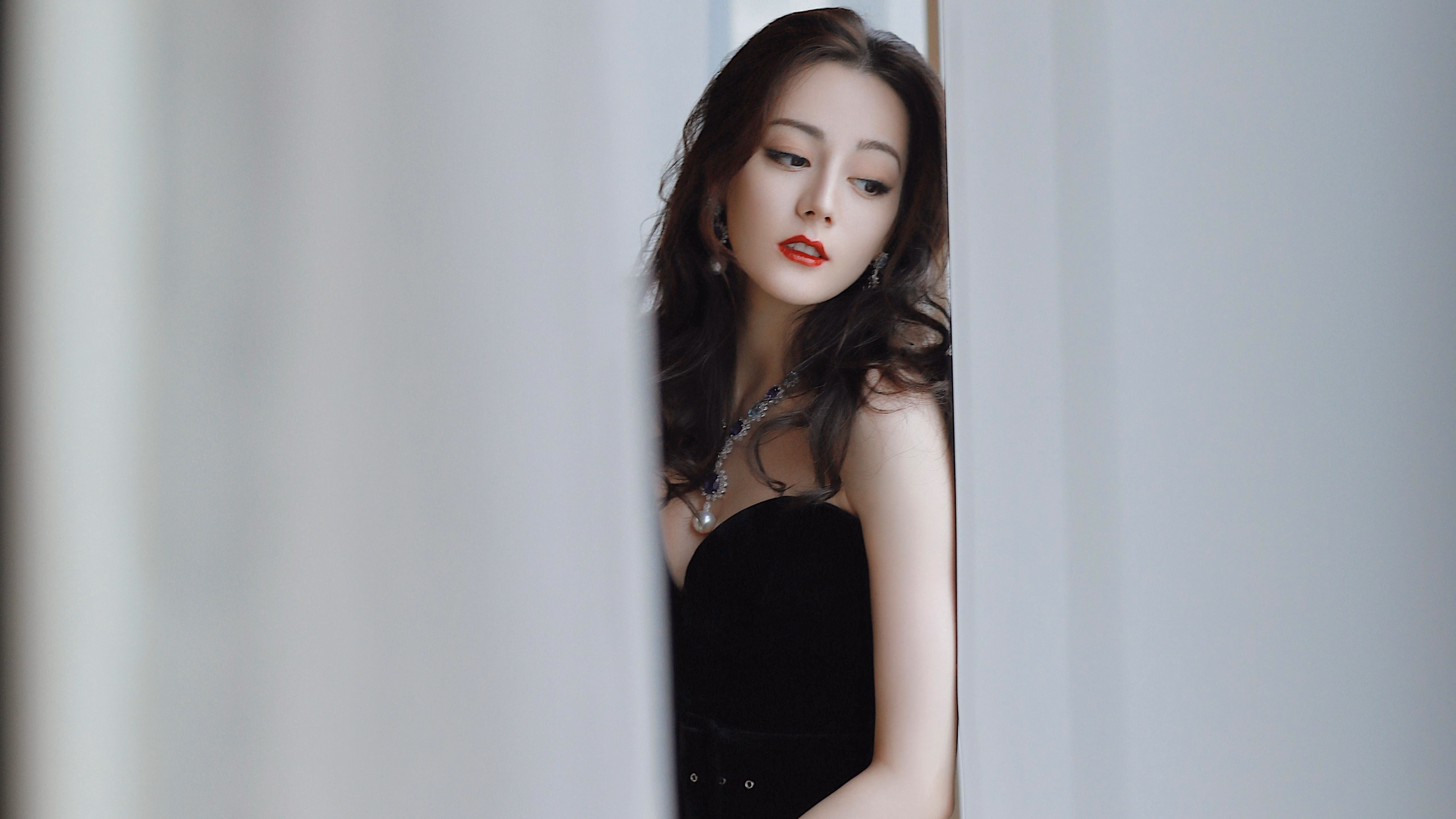 阿诺德与新黄金一代，墨西哥足球的加冕礼，以及日本队美丽足球的残酷成人礼