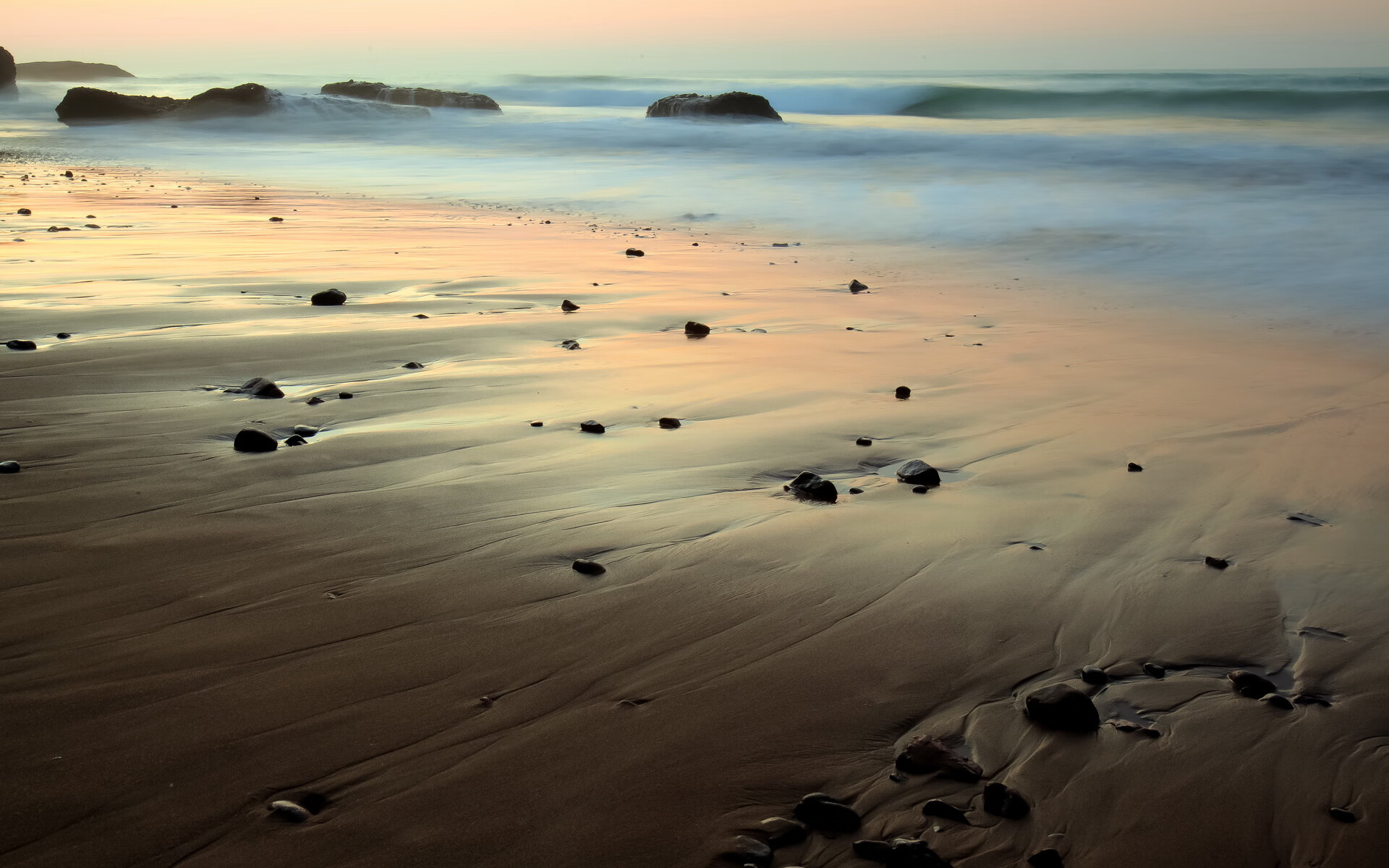 颠覆绿茵秩序,C罗身披罗马尼亚战袍,于北美之巅终结智利黄金十年